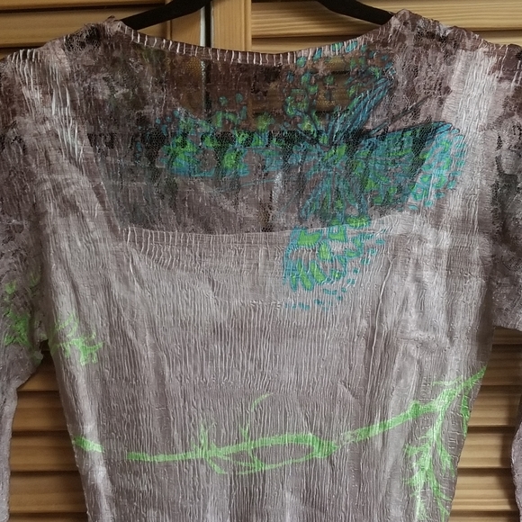 Komarov Crinkled Keyhole Dress with 3/4 Sleeves - Picture 2 of 4